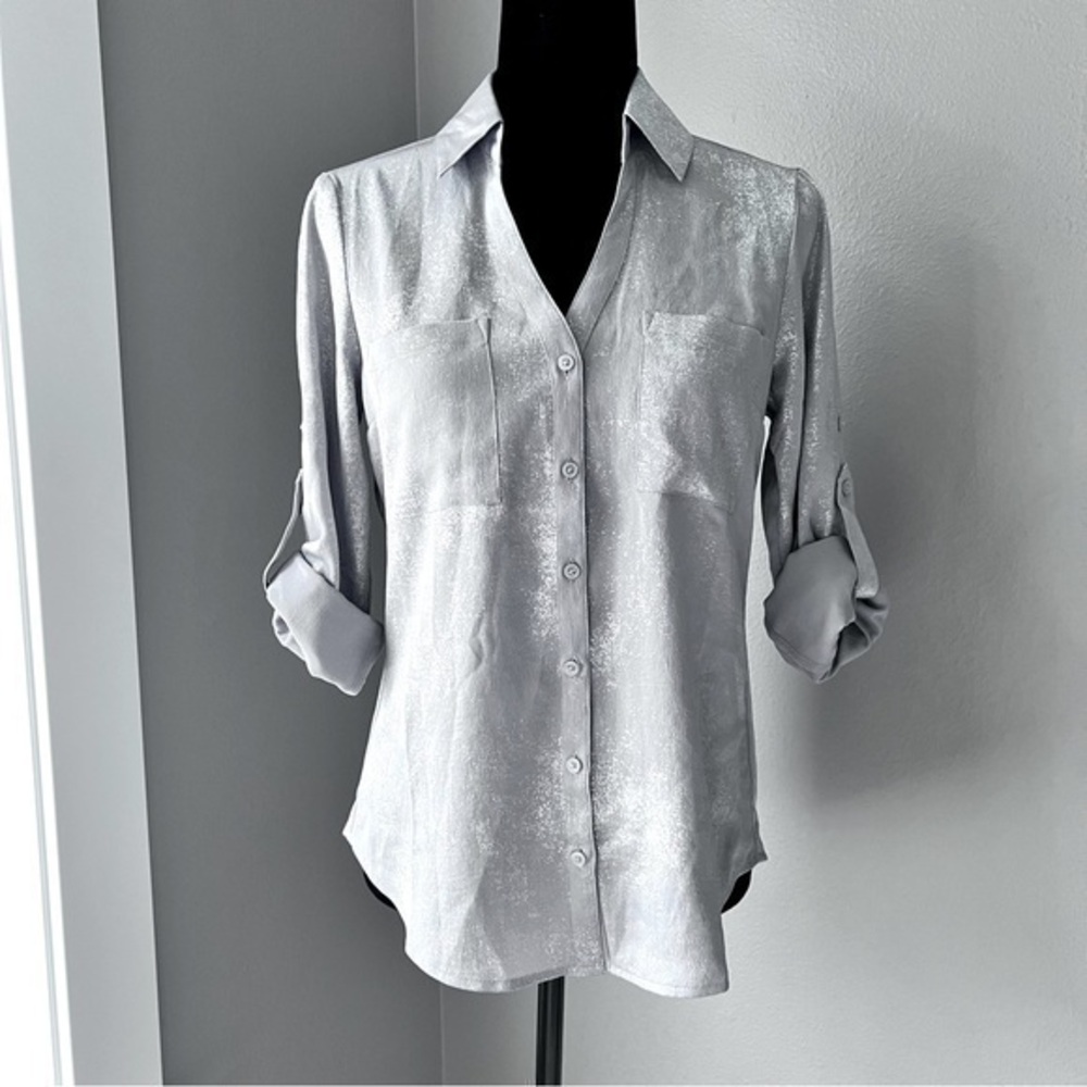 NWT Express women’s silver button down blouse size small